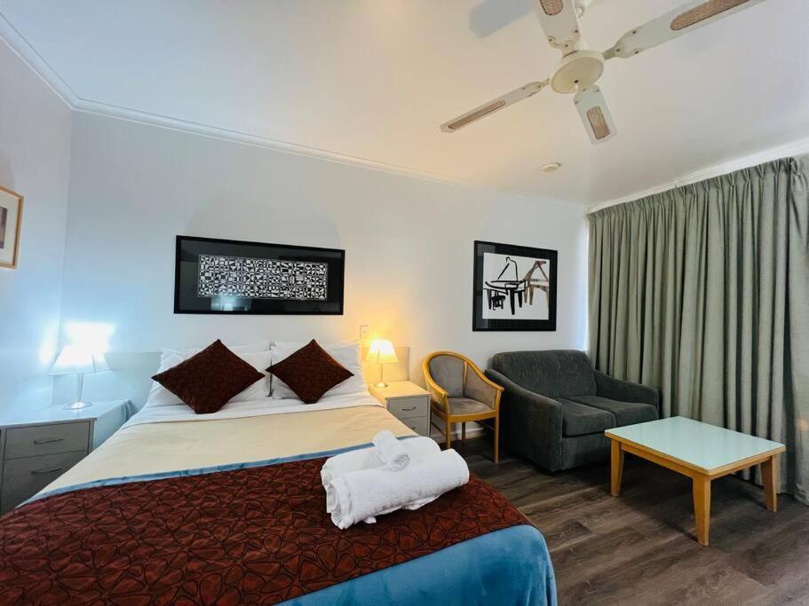 1br At Moseley Street Close To Beach31 Apartment