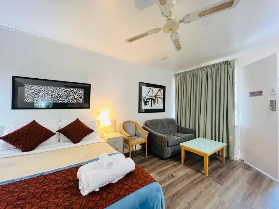 1br At Moseley Street Close To Beach31 * Glenelg