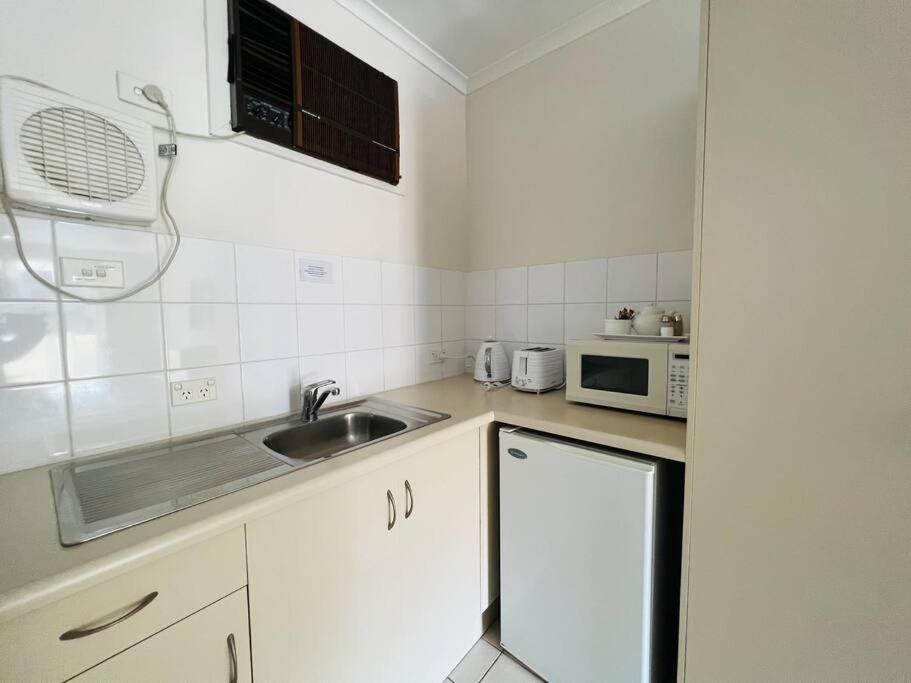 1br At Moseley Street Close To Beach31 * Glenelg