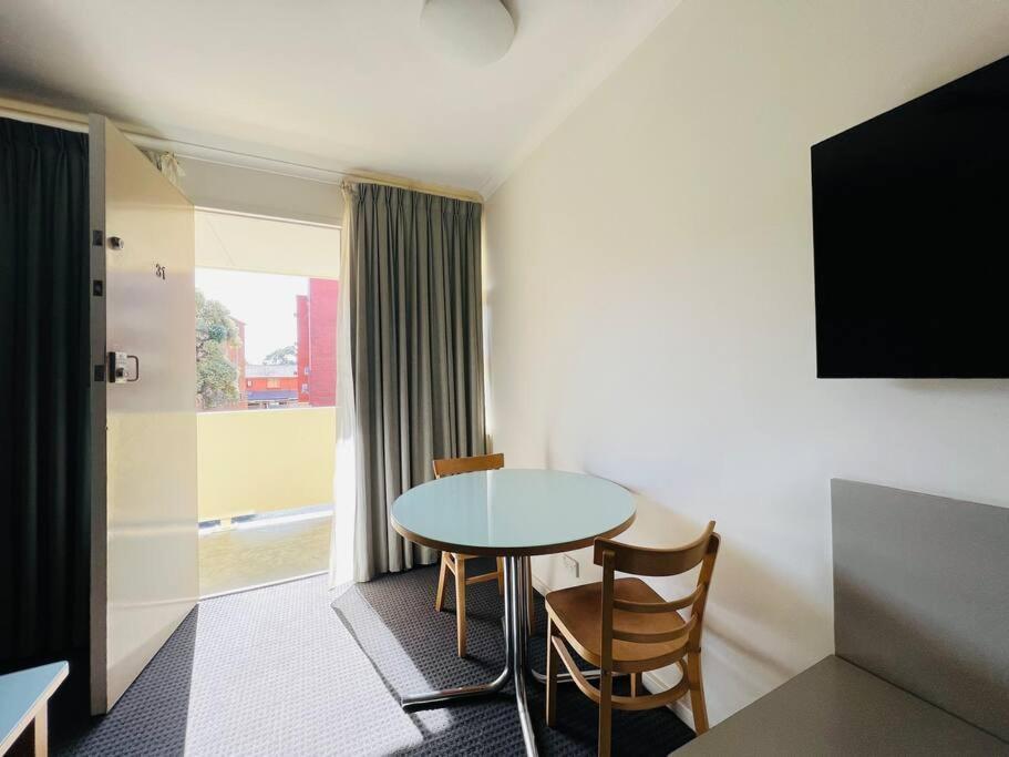 1br At Moseley Street Close To Beach31 Apartment Glenelg
