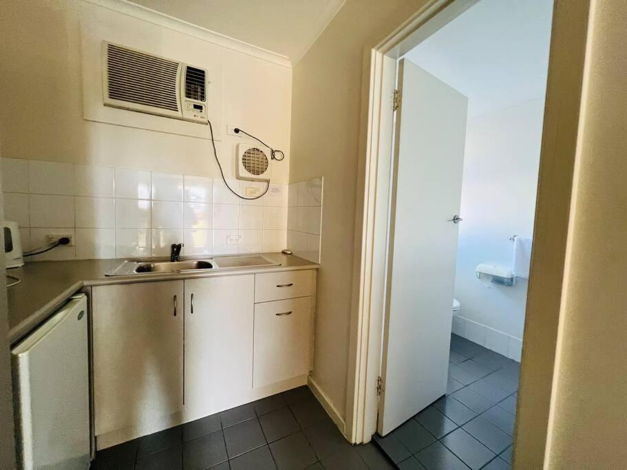 1br At Moseley Street Close To Beach31 Apartment *