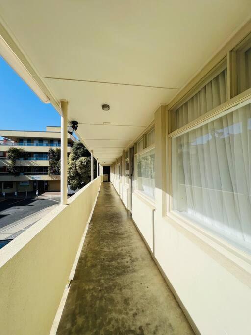Apartment 1br At Moseley Street Close To Beach31 Glenelg