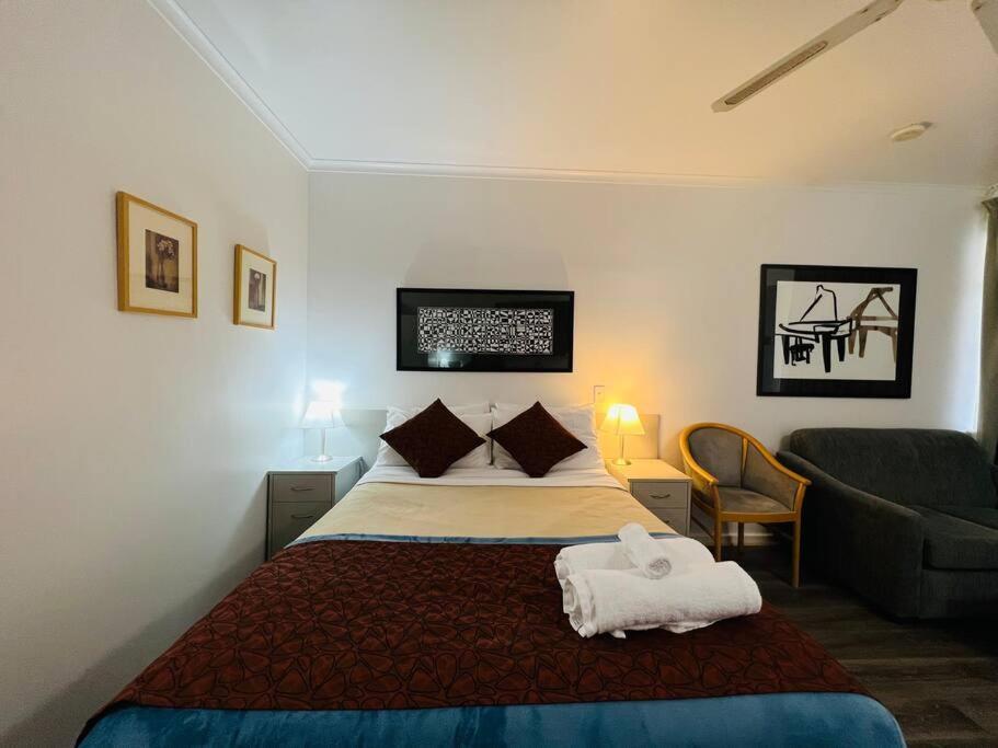 1br At Moseley Street Close To Beach31 *