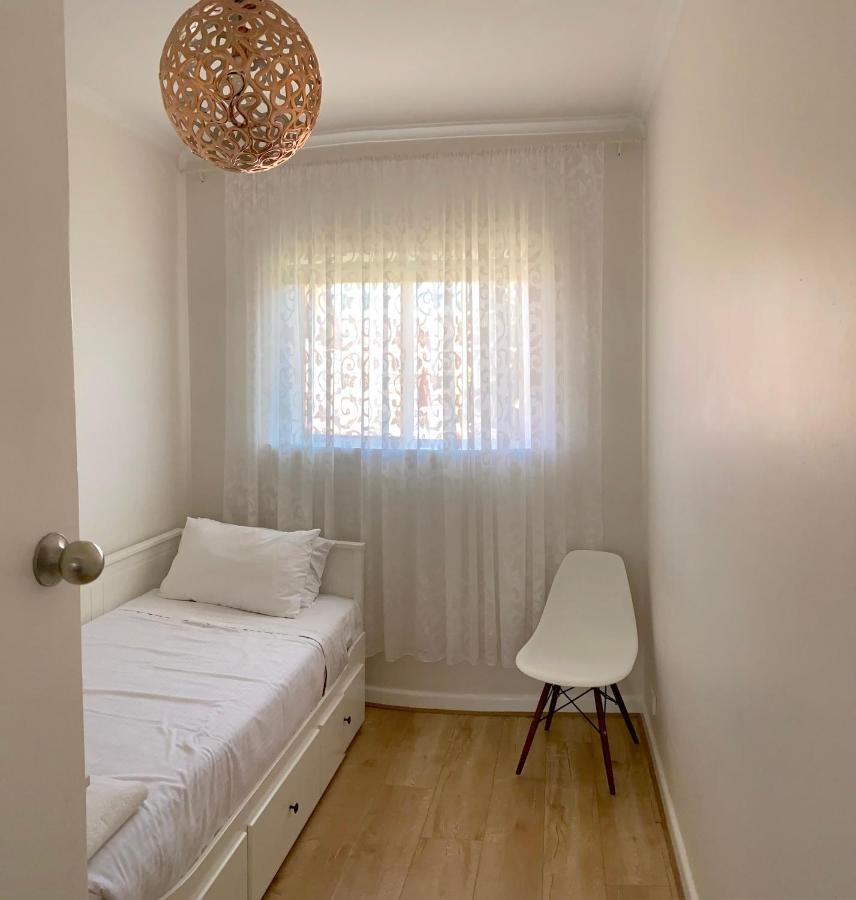 Apartments-the Broadway Apartment