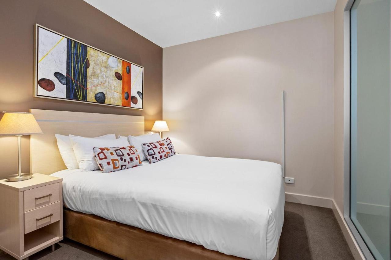 Belle Escapes - Seaside Family Apartment Glenelg