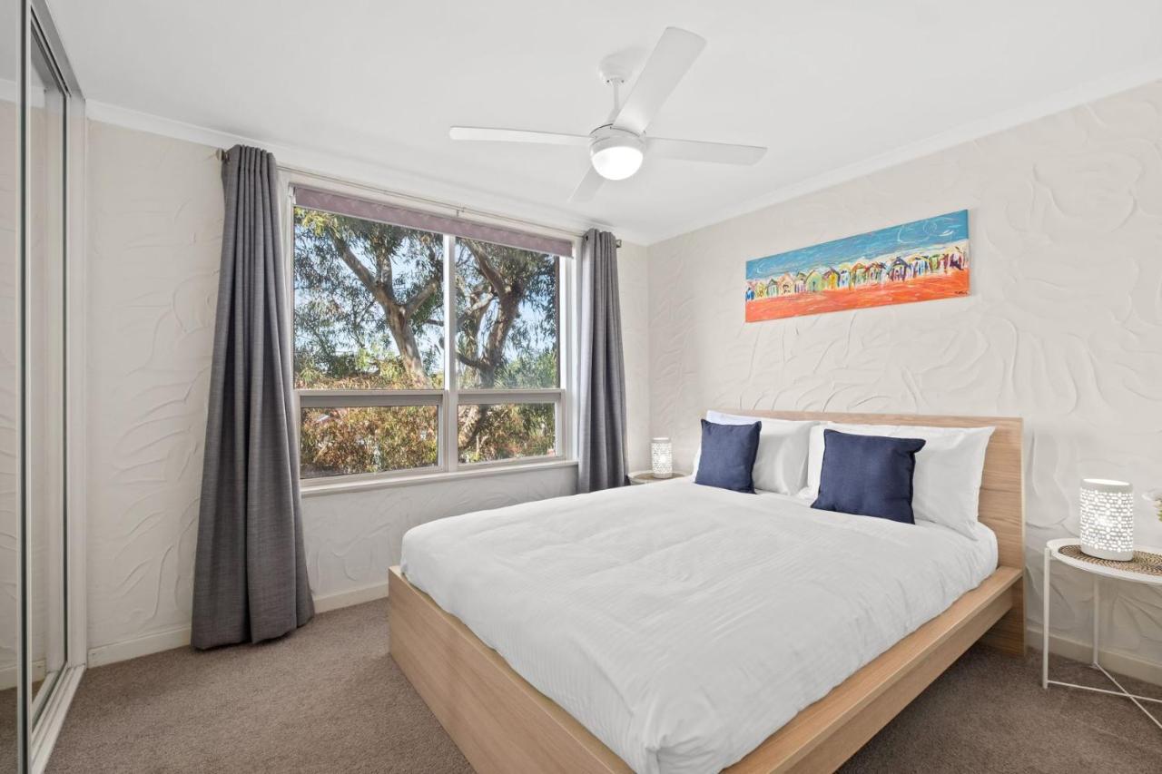 Belle Escapes - Sunny Siesta At * Glenelg