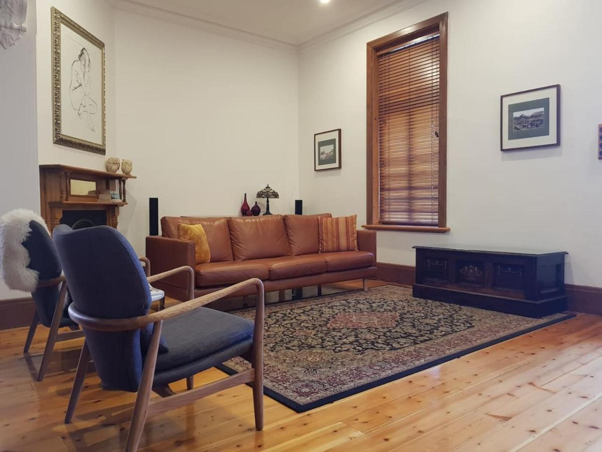 The Sussex, Renovated In The Heart Of Villa