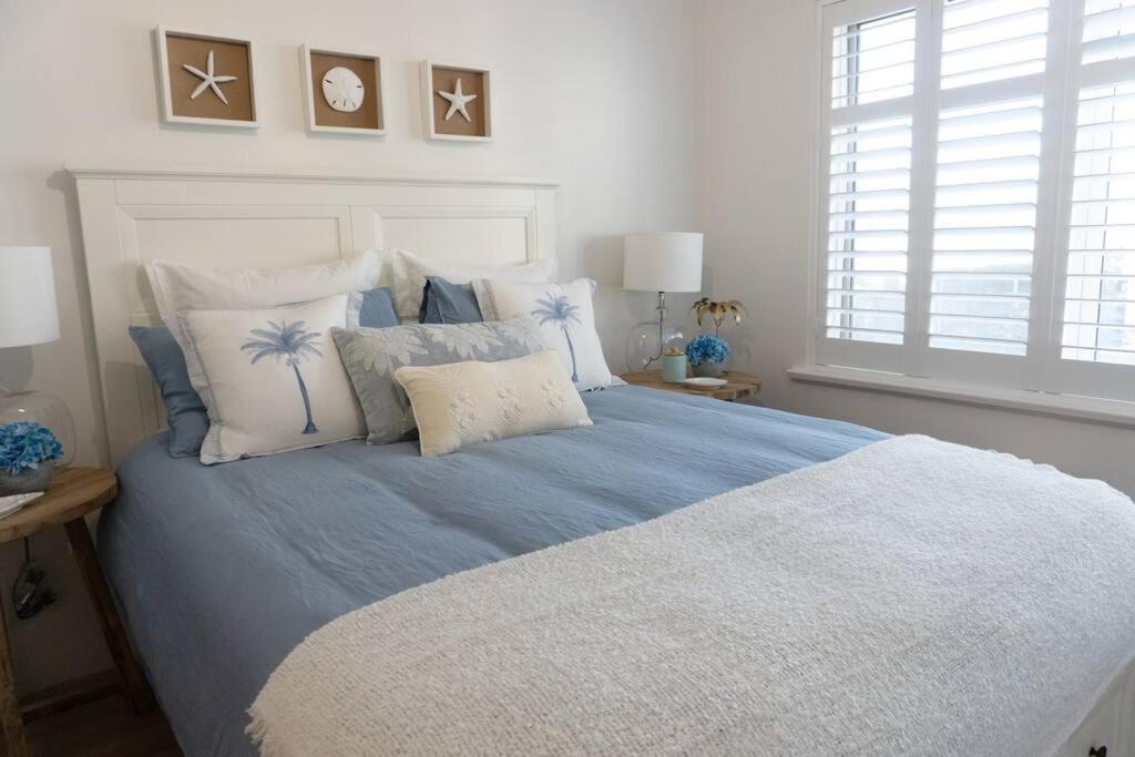 Apartment Luxurious Front With Ocean View Balcony Glenelg