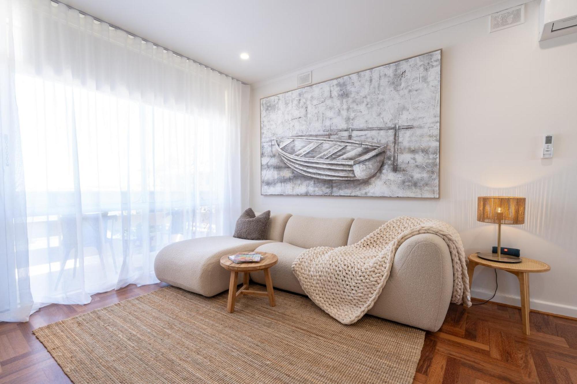 Miss Pats Brand New Gem River Views Short Walk To And Cafes Apartment *