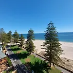 Seaview Escape Glenelg