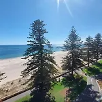 Seaview Escape Glenelg