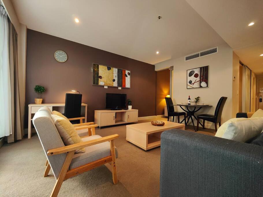 Project Bnb At The Bay Apartment